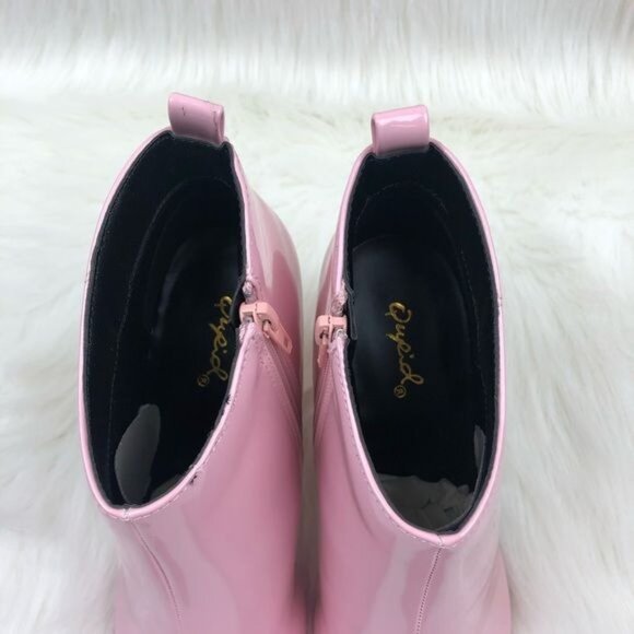 New Women's Qupid Signal Block Heel Low Pointed Toe Ankle Bootie Baby Pink - Picture 7 of 11